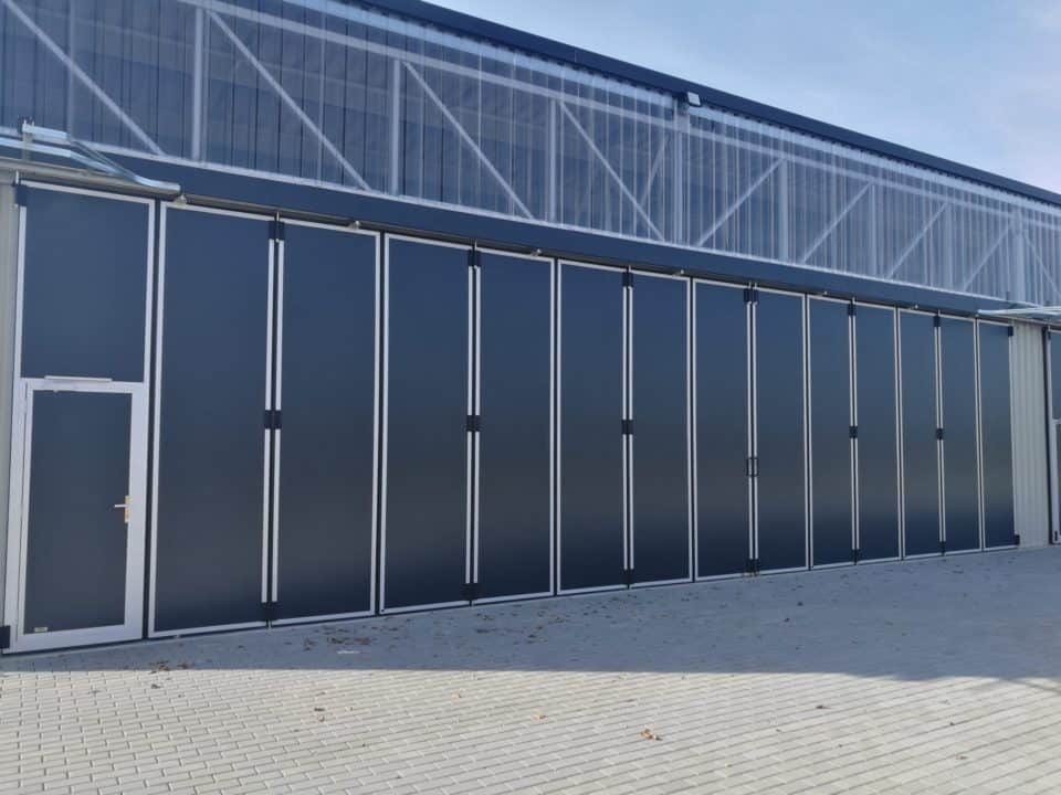 Hangárová vrata – realizace