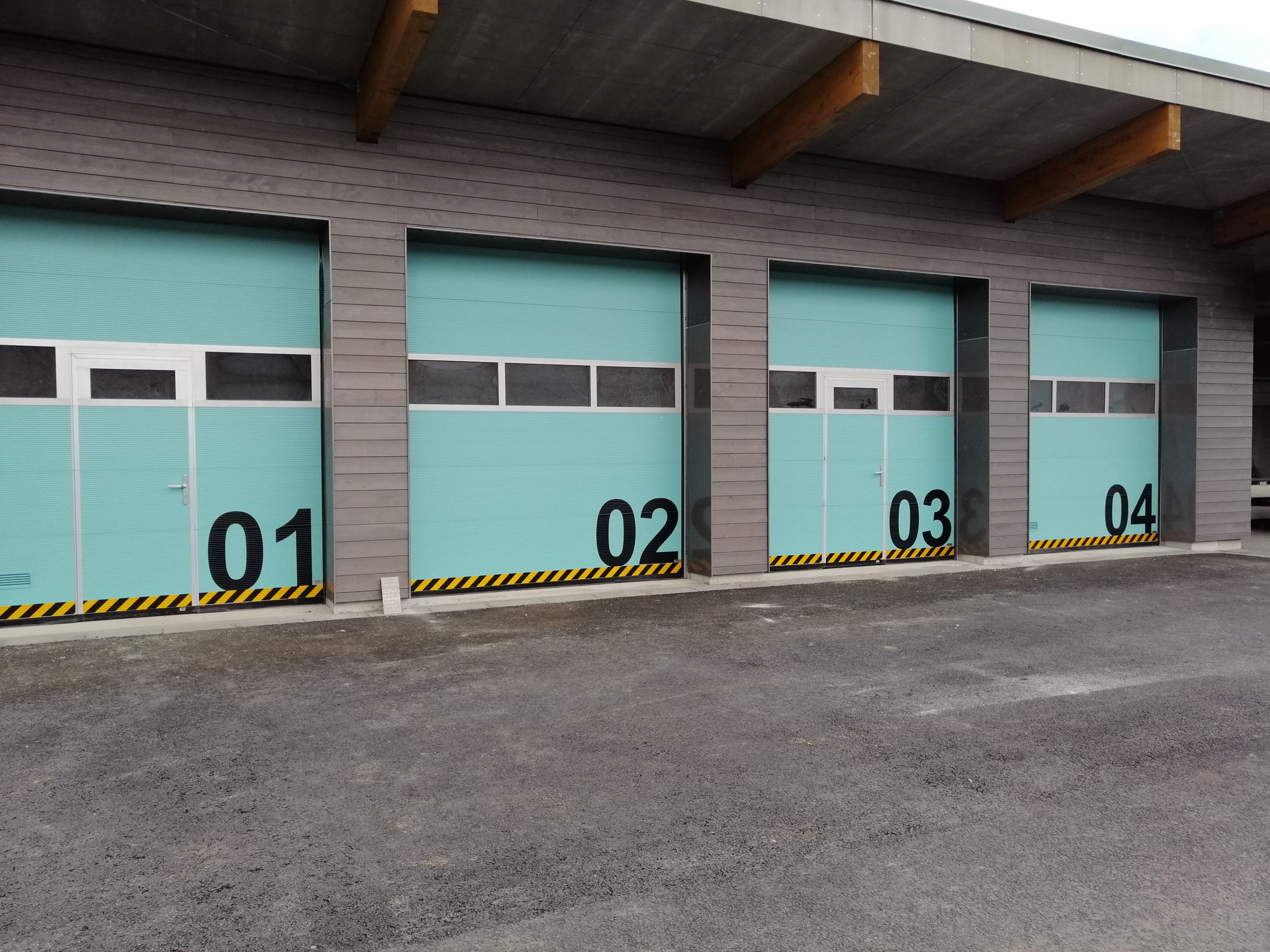 Průmyslová sekční vrata – realizace