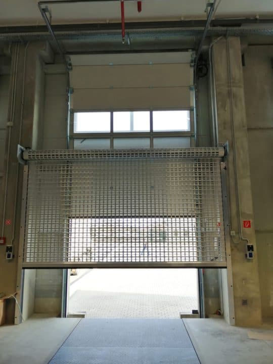 Rolovací vrata – realizace